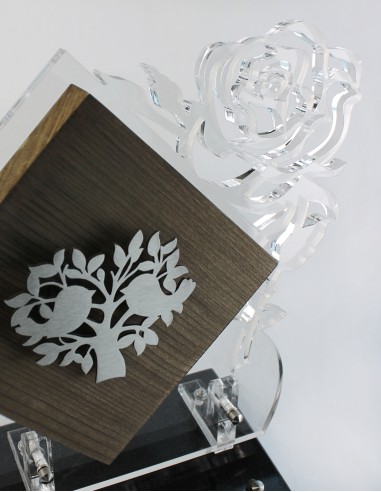 PLAQUE BOIS + MOTIF INOX 27X29CM